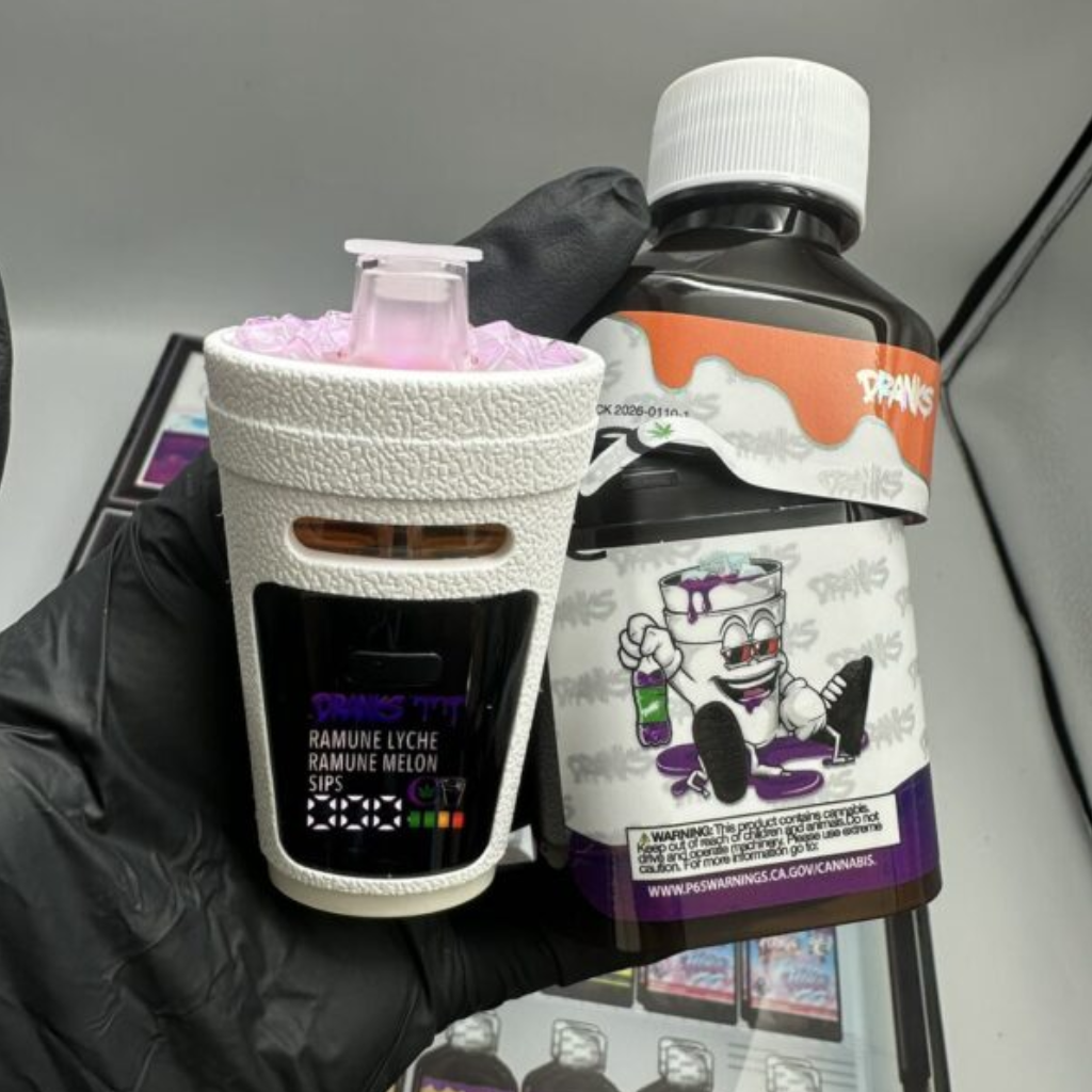 Dranks Frostie Blue Cream Soda x Strawberry Wax 2G
